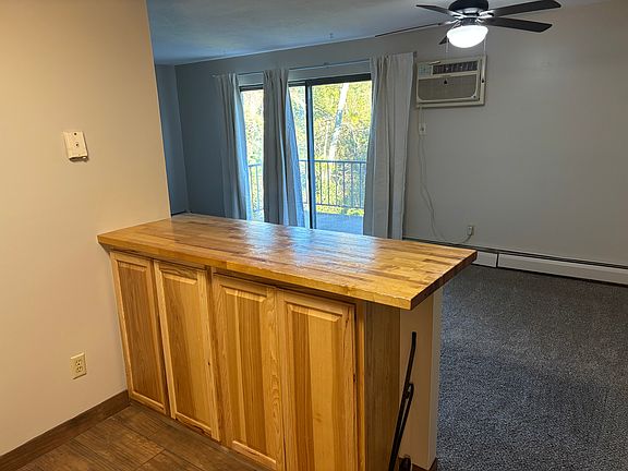 2nd image of 6643 Hearne Rd APT 143
