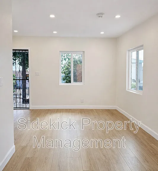 5009 Wadena St — Photo 6