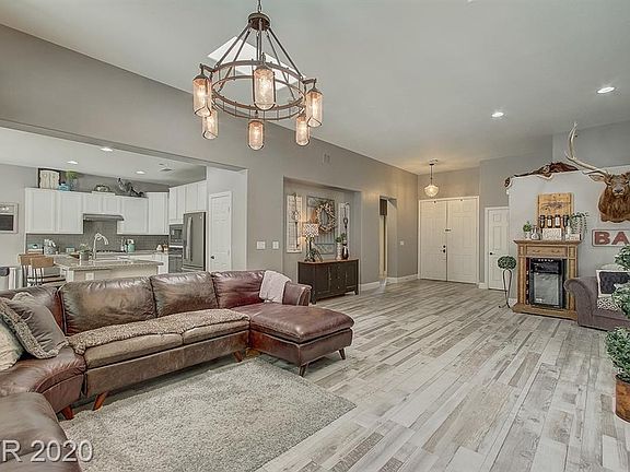 4th image of 1053 Lush Hillside Ct