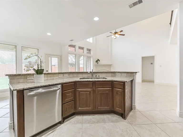 10014 Eldarica Way — Photo 15