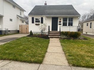 268 Roosevelt Ave, Elyria, OH 44035