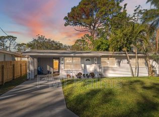 8812 Phyliss Ave, Sarasota, FL 34231