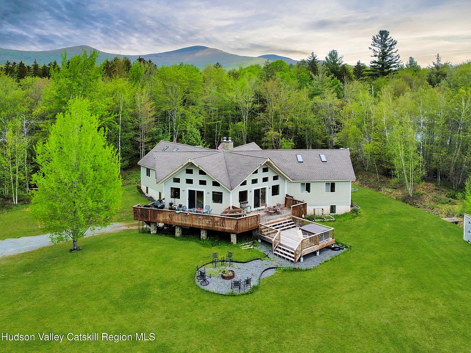1st image of 100 Wilderness Dr Exd