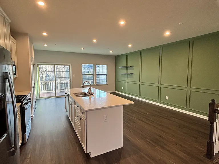 2976 Cornfield Ave — Photo 36