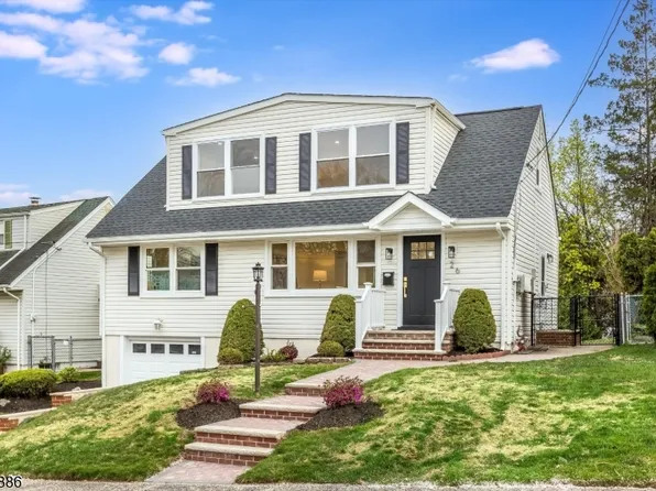 26 Donna Dr, Bloomfield Twp., NJ 07003