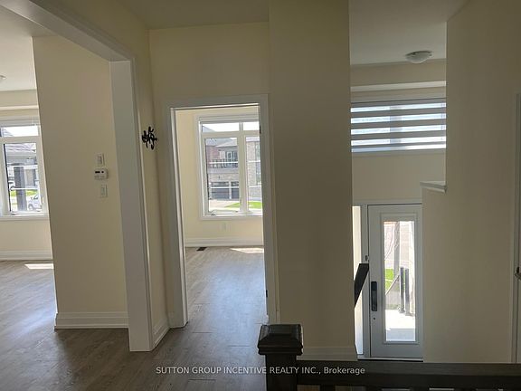 5th image of 47 Bearberry Rd