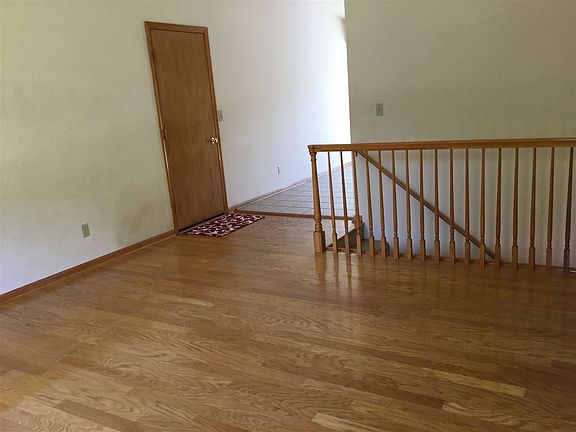 3rd image of 1193 Arnold Ave