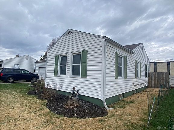 3rd image of 4959 Franlou Ave