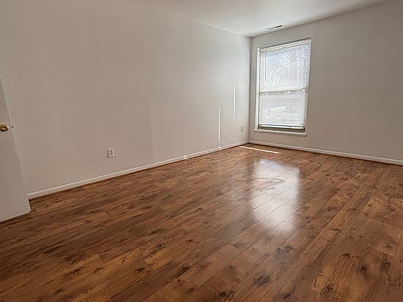 5th image of 3322 Woodburn Village Dr APT 22