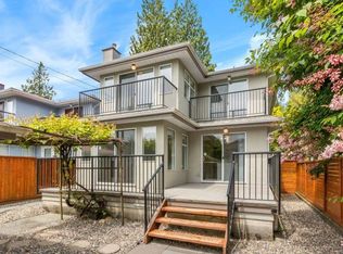 1377 Hope Rd, North Vancouver, BC V7P1W6