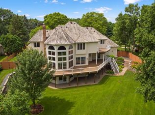 5091 Hilltop Ave N, Lake Elmo, MN 55042