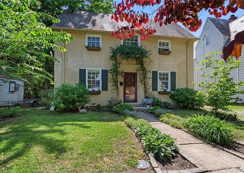 1st image of 301 Palen Ave