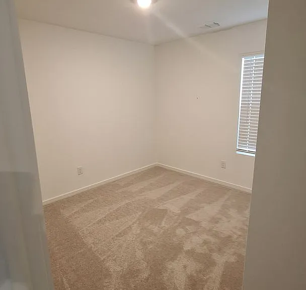 12176 Morgan Dr — Photo 16