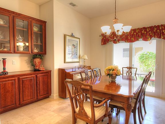 3rd image of 4563 Monte Mar Dr