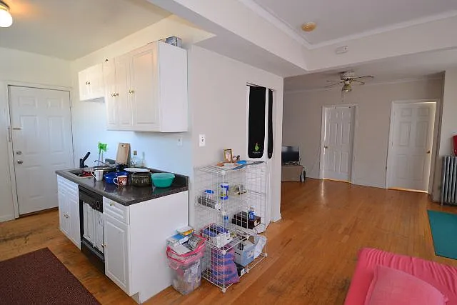 3839 N Greenview Ave #W4 — Photo 3