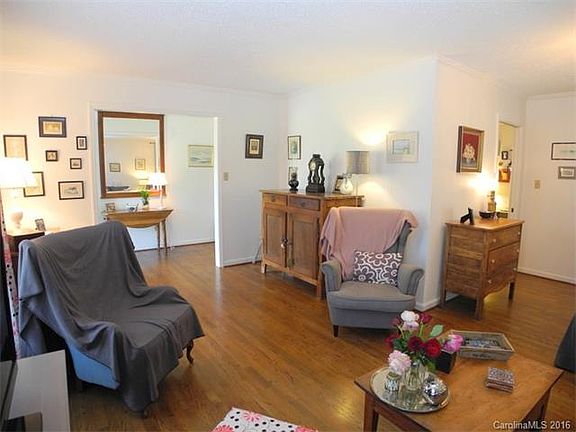 3rd image of 2710 Prince Dr