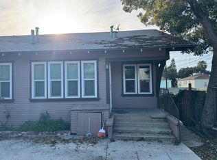 2227 Locust Ave, Long Beach, CA 90806