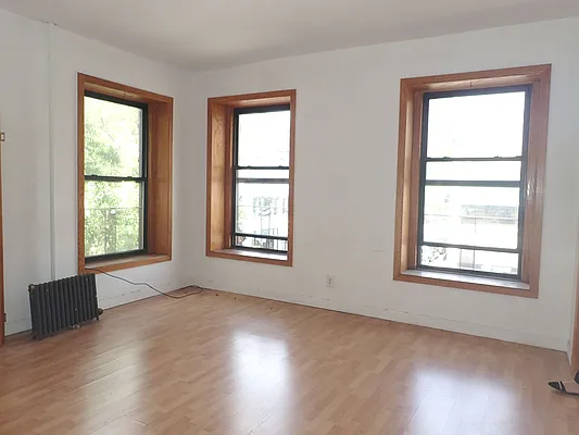 Rented by Brooklyn Heights Real Estate Inc | media 1