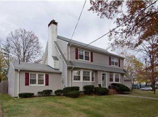118 E Cherry St, Carteret, NJ 07008
