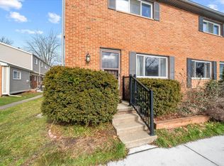 3358 Williamsburg Rd, Ann Arbor, MI 48108
