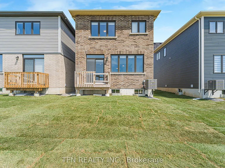 189 Velvet Way N — Photo 4
