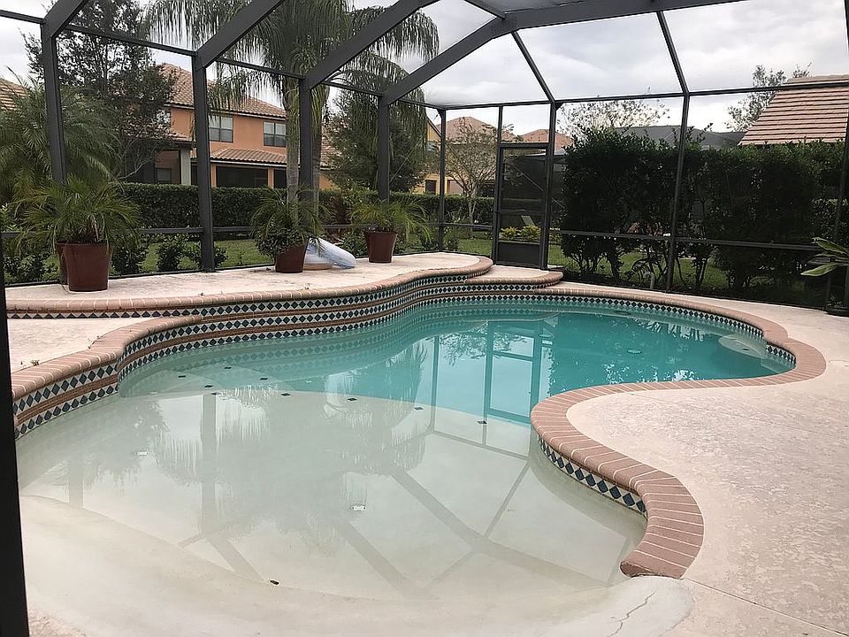 1st image of 20346 Chestnut Grove Dr