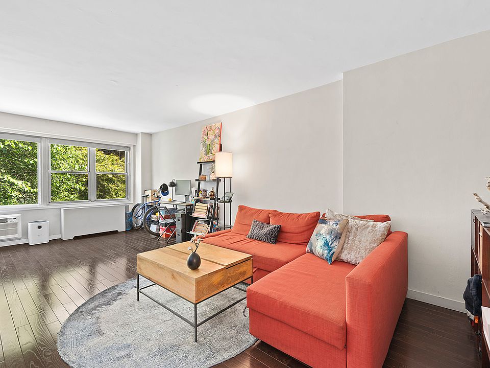 1st image of 3B Manhattan Ave