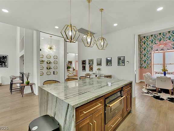 3rd image of 2160 Pueblo Cir