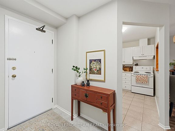 3rd image of 110 Forward Ave #304
