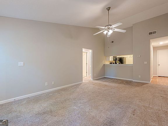 5th image of 412 Teal Ct