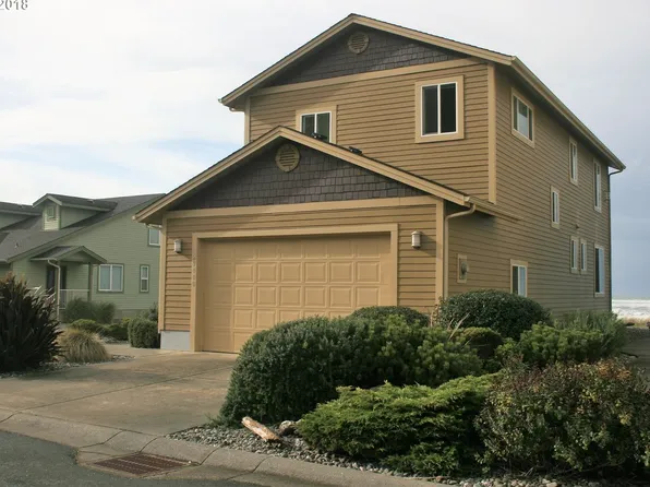 29000 Vizcaino Ct, Gold Beach, OR 97444