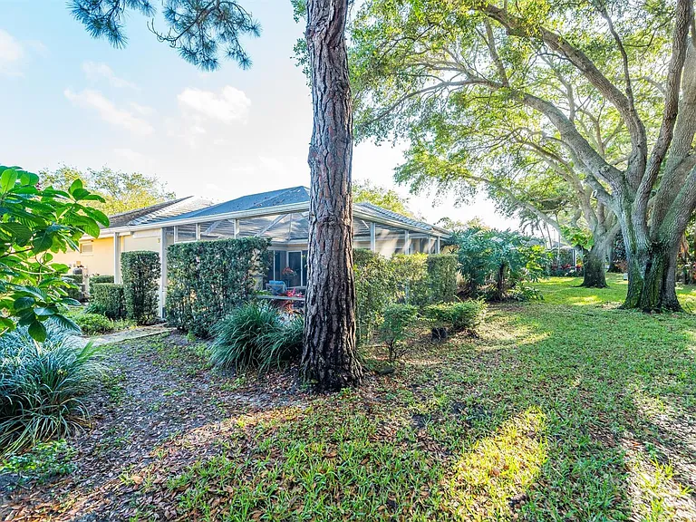 304 Sun Terrace Ct — Photo 4