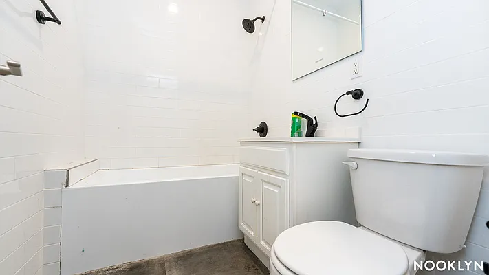 Rented by Nooklyn NYC LLC | media 6