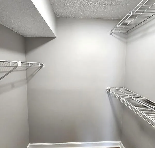1406 Wingate Way — Photo 8