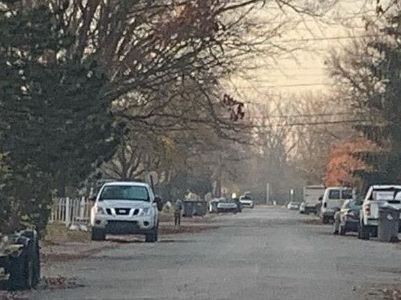 5th image of 4049 Campbell Ave