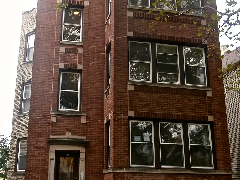 3115 N Monticello Ave — Photo 1