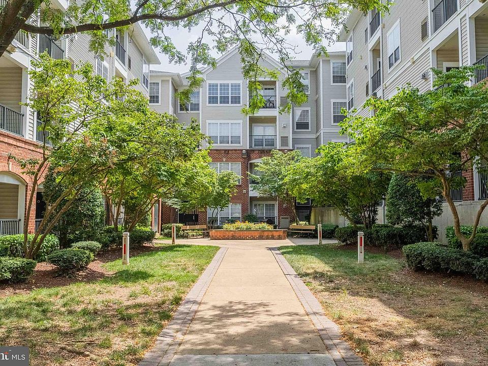 1st image of 4860 Eisenhower Ave Unit 482