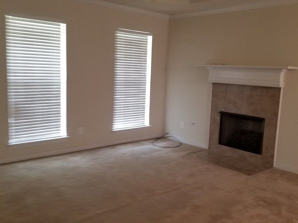 2nd image of 119 Nicholson Dr