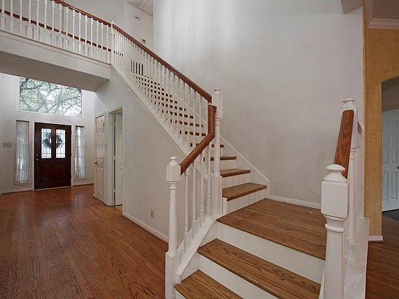 5th image of 6506 Woodhaven St