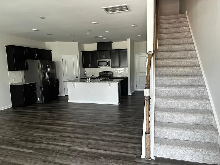 2412 Chert Ln — Photo 7