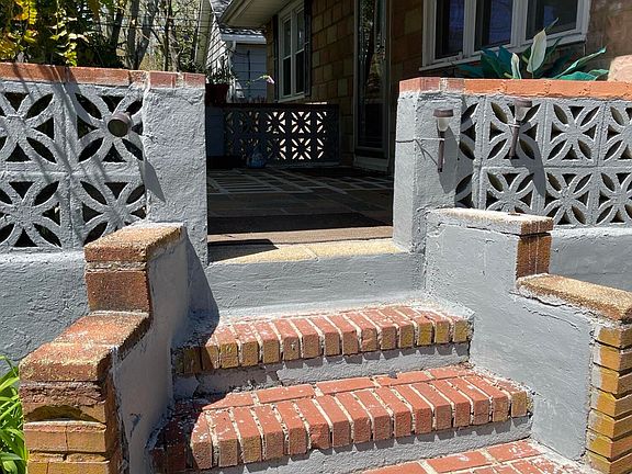 2nd image of 10 Smith St
