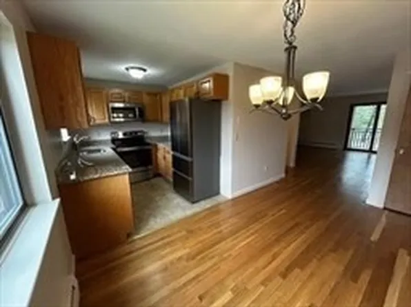 94 Charles River Rd, Waltham, MA