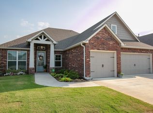 7508 E 82nd Pl N, Owasso, OK 74055
