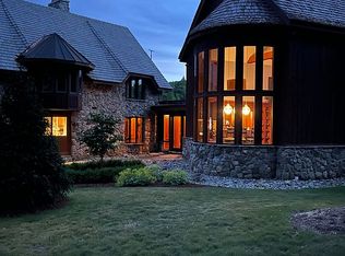 71 Sterling Ridge Rd, Stowe, VT 05672