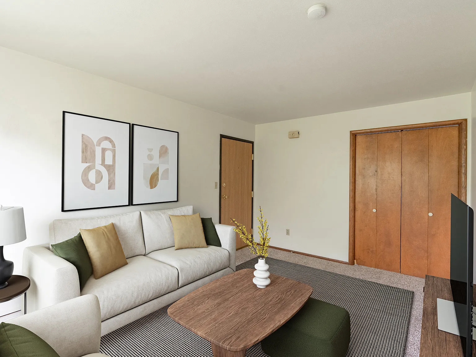 Luxford Court — Photo 1