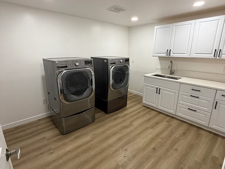 17008 NE 2nd Pl — Photo 23