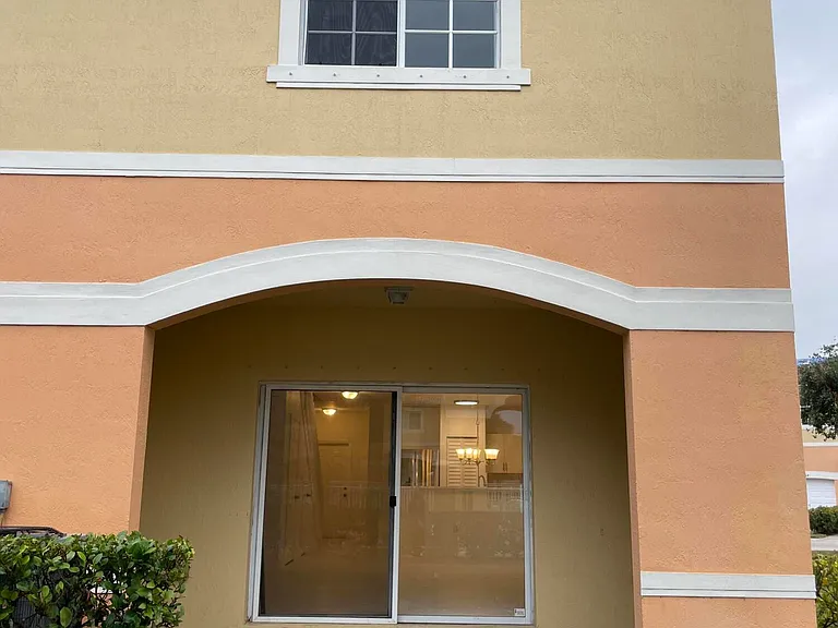 4987 SE Mariner Garden Cir — Photo 18