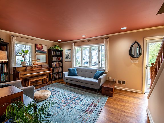 404 Fourth Avenue