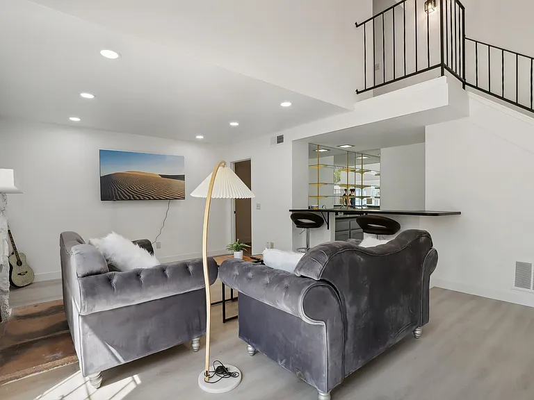 8560 Fern Crest Way — Photo 47
