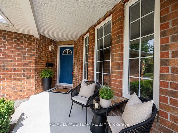 4th image of 60 Woliston Cres